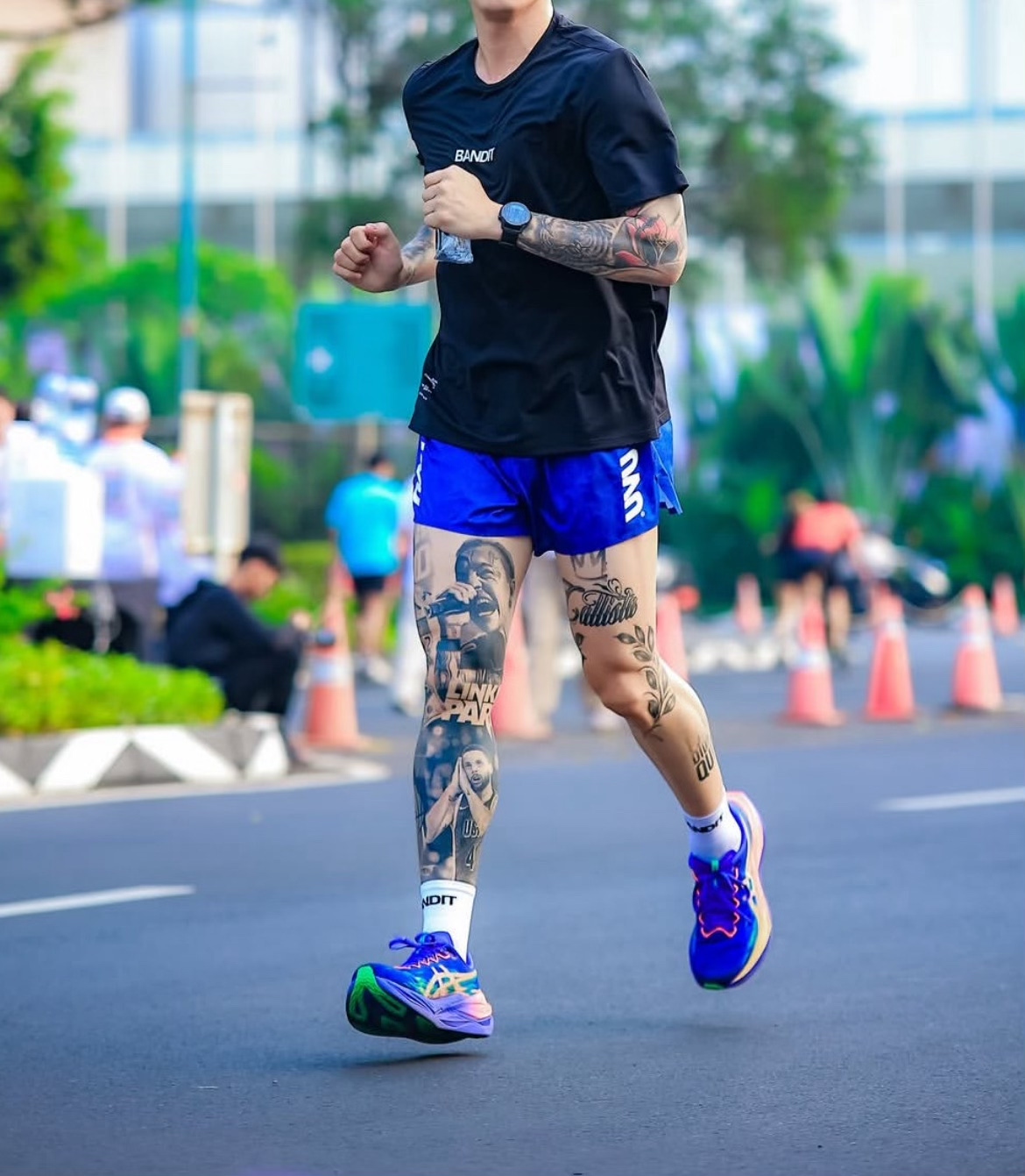 UVU Tokyo 26 Limited Tokyo Mar - Trail Running Gaiter review and price